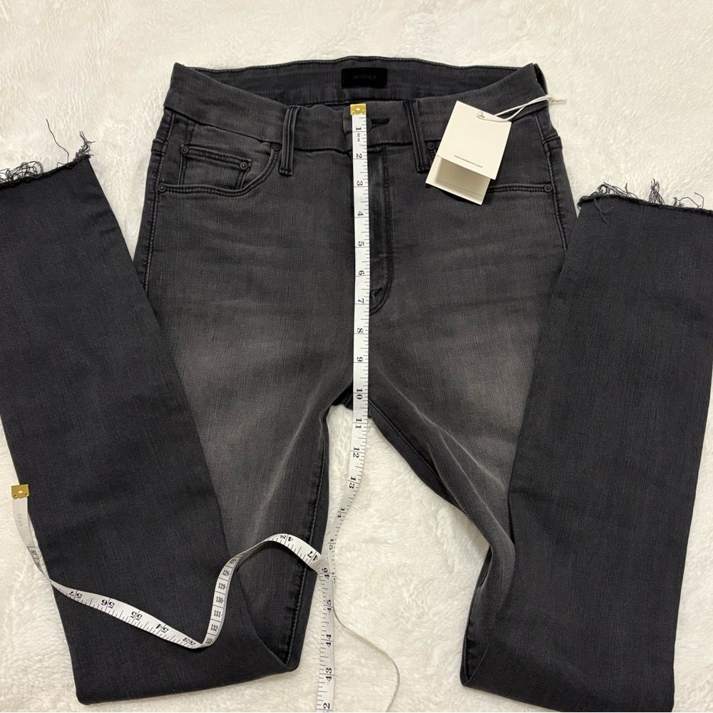Mother High Waisted Looker Ankle Fray Size 24 NWT - Picture 11 of 16